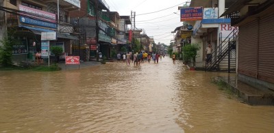 बाढीपछि पर्यटकको पर्खाइमा सौराहाका होटल व्यवसायी