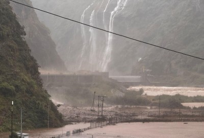 वर्षाले ४ वटा जलविद्युत आयोजना तथा ४ वटा प्रसारण लाइनमा क्षति 