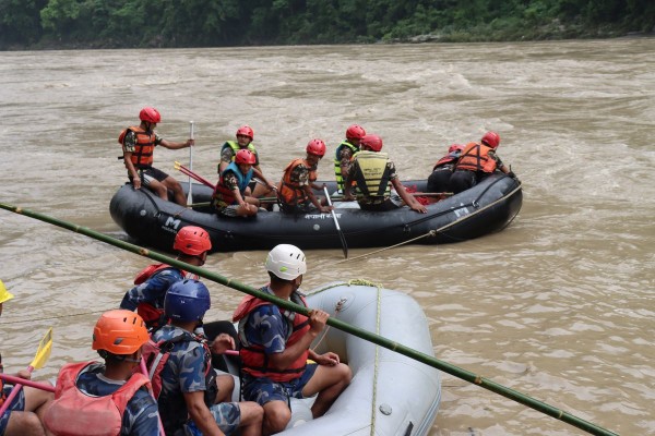 सिमलताल पहिरो : बेपत्तामध्ये ११ जनाको शव भेटियो, बस खोज्न विदेशबाट विशेष उपकरण ल्याउने तयारी