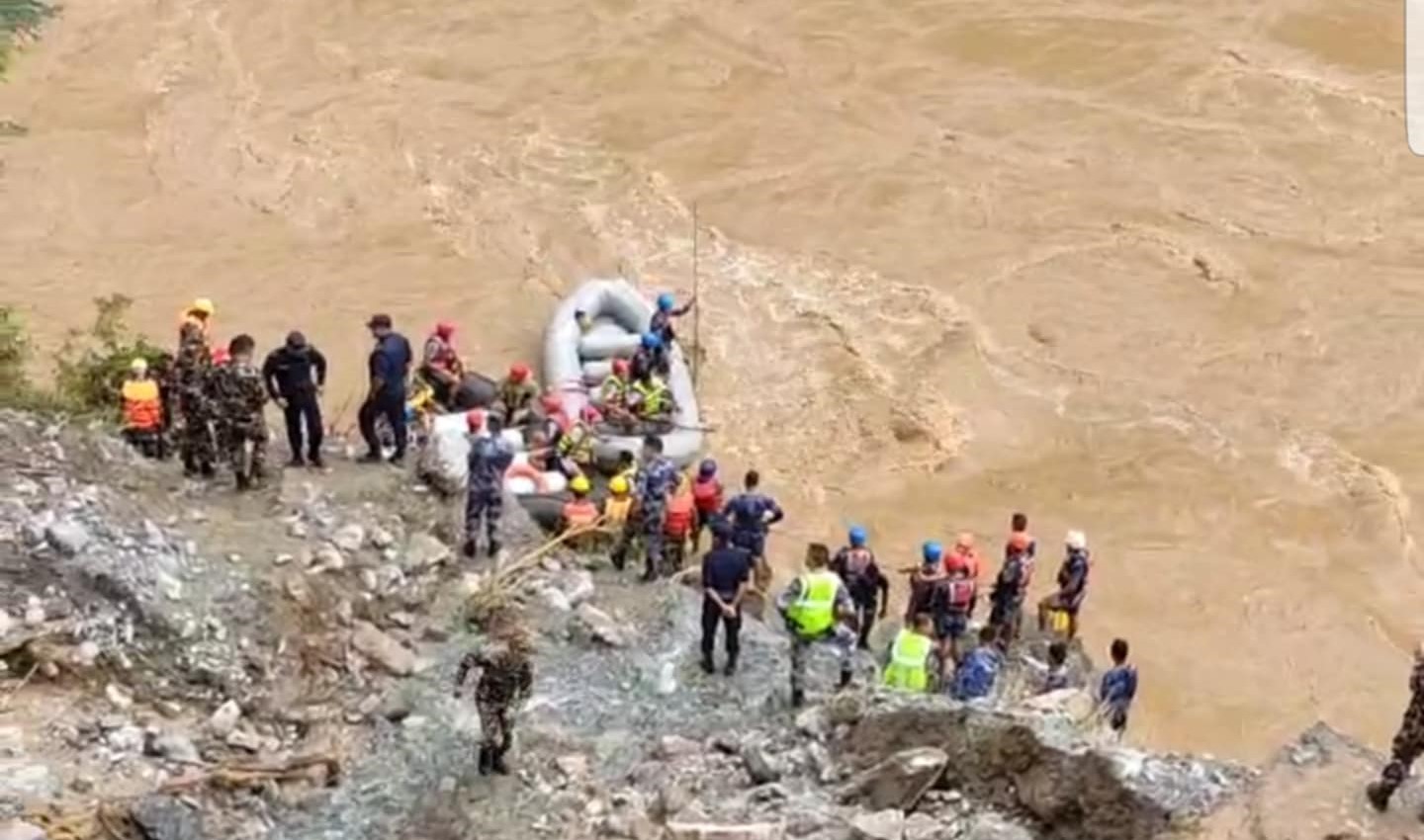 त्रिशूलीमा बेपत्ता बस र यात्रुको खोजीका लागि आजदेखि भारतीय उद्धार टोली खटिने